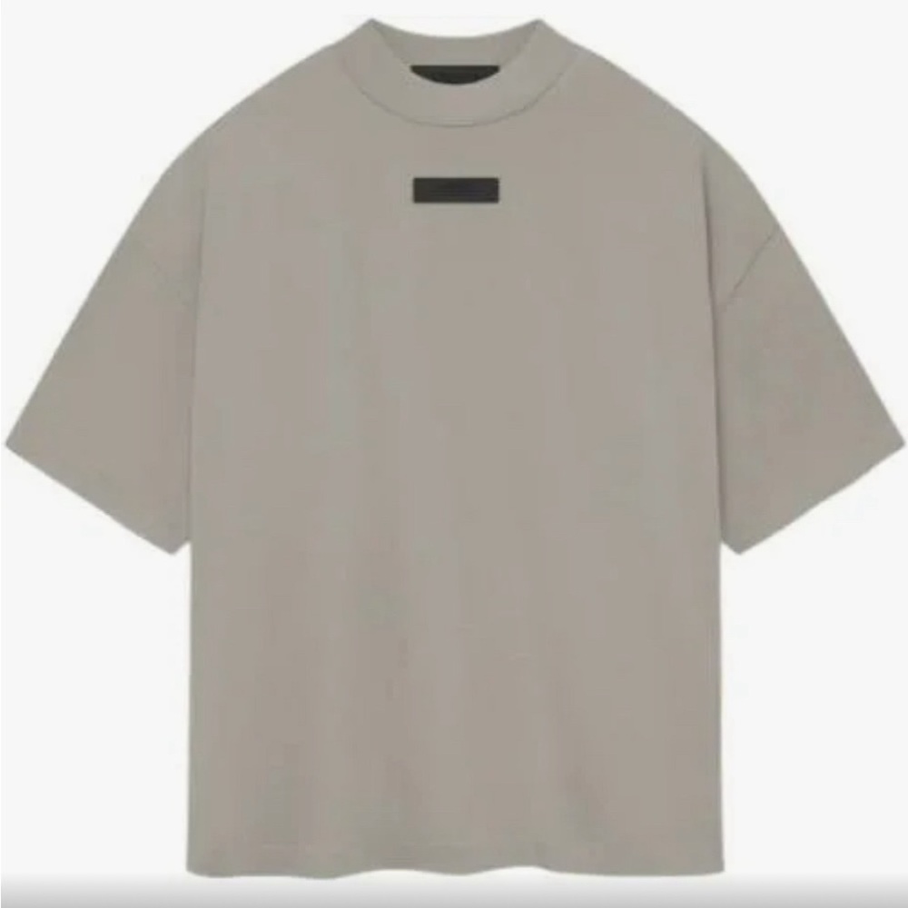 BRAND NEW •• men's fear of god essentials seal t shirt